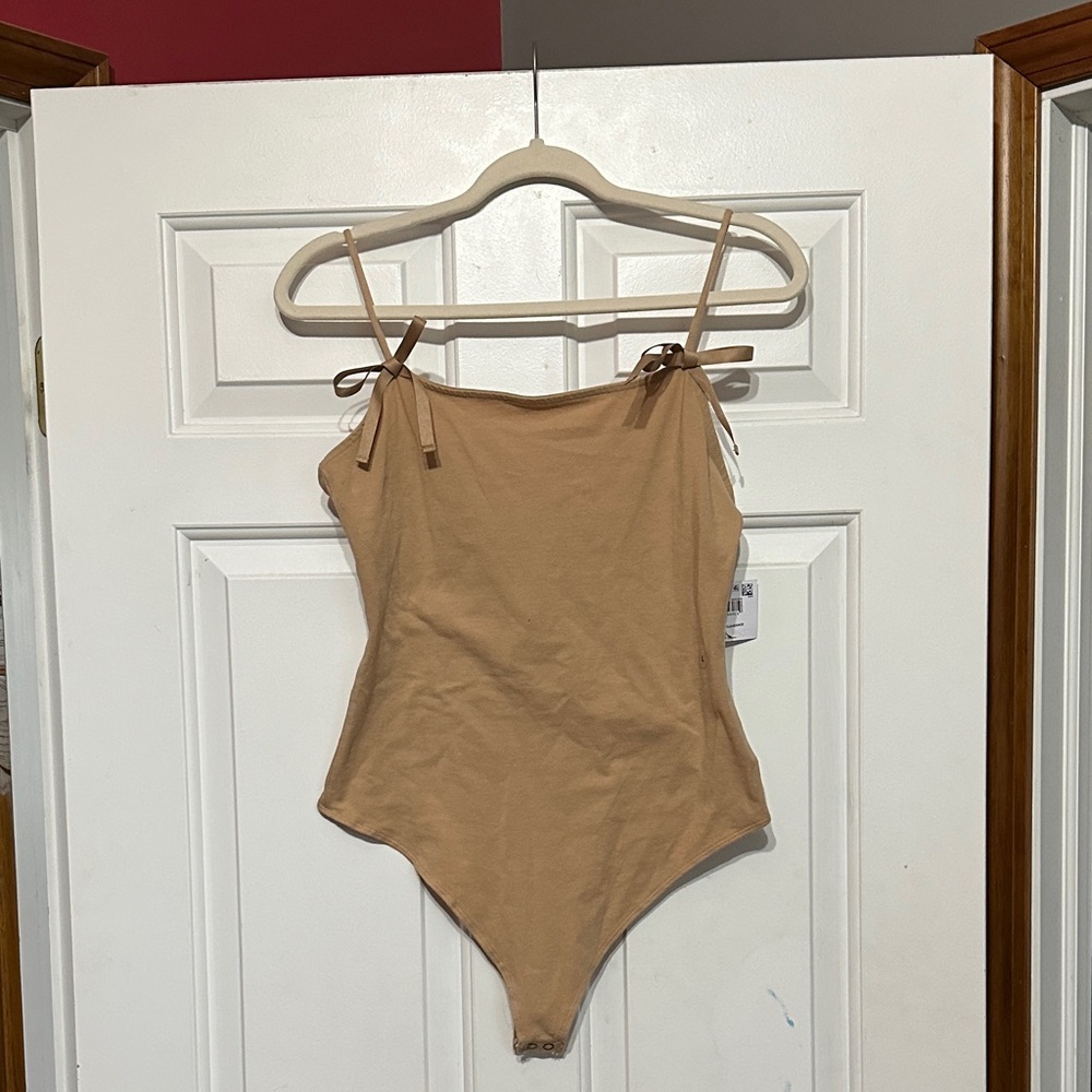 NWT Bow strap bodysuit